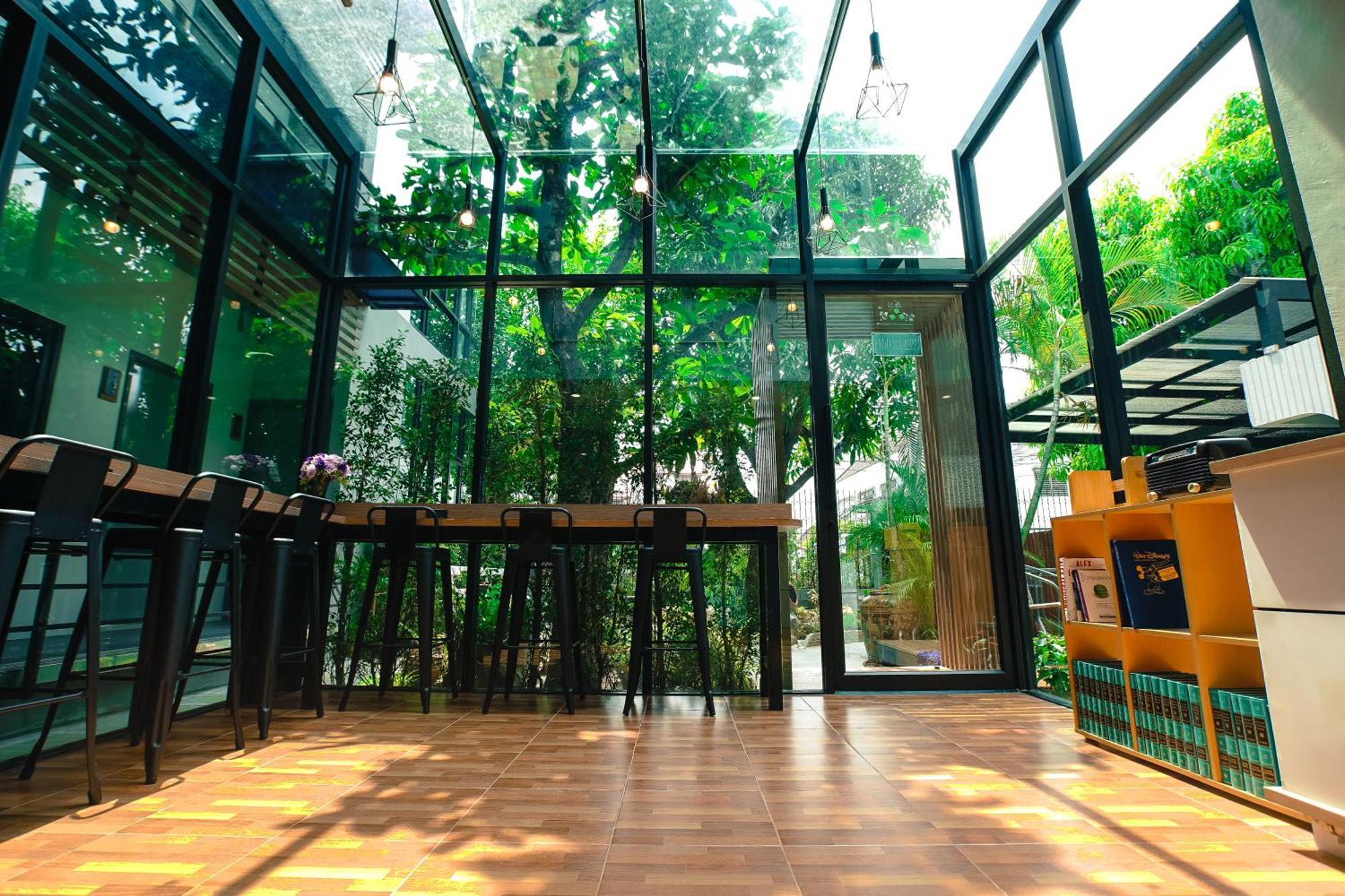 Bed garden 26 Vandrarhem Bangkok Exteriör bild