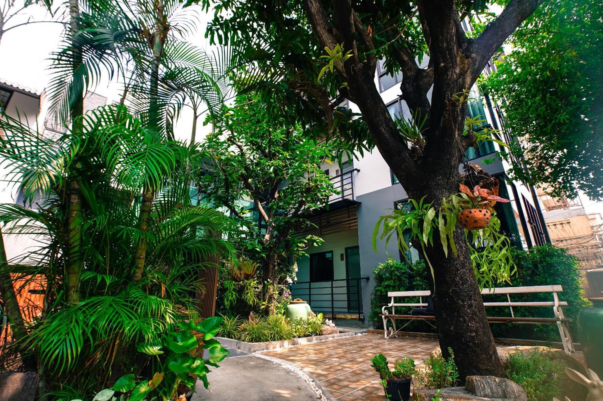 Bed garden 26 Vandrarhem Bangkok Exteriör bild